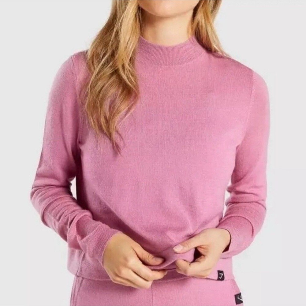 Gymshark Isla 100% Wool Knit Crop Sweater Pink Mock Neck Long Sleeve Small